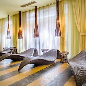 Deluxe Zimmer mit Kingsize-Bett